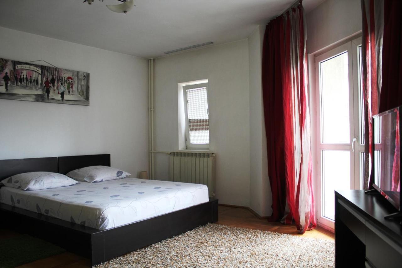 Decebal 1 Premium Apartment Boekarest Buitenkant foto